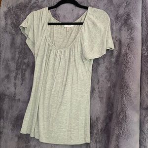 Grey short sleeve shirt
